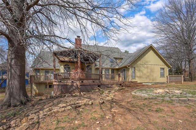 4417 W 130th Street, Leawood, KS 66209