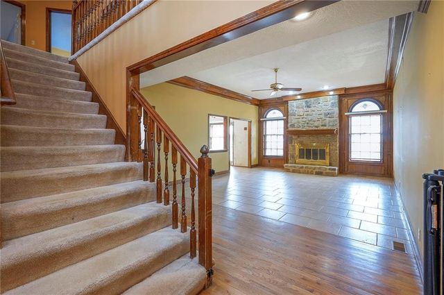 4417 W 130th Street, Leawood, KS 66209