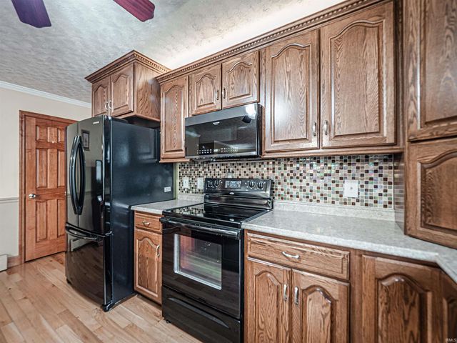 6617 W Mill Road, Evansville, IN 47720