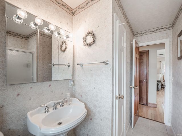 6617 W Mill Road, Evansville, IN 47720