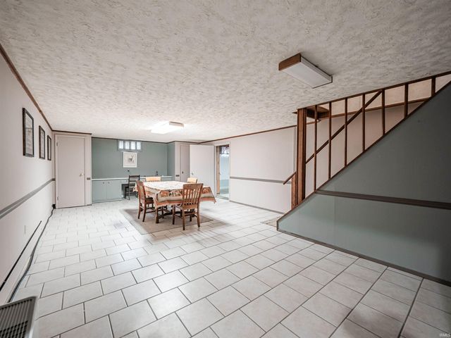 6617 W Mill Road, Evansville, IN 47720