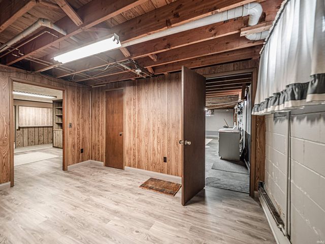 6617 W Mill Road, Evansville, IN 47720