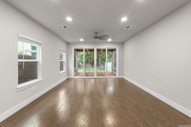 410 Natalen Ave, San Antonio, TX 78209