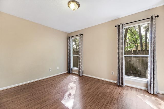 15 Tulip Hill Court, The Woodlands, TX 77380
