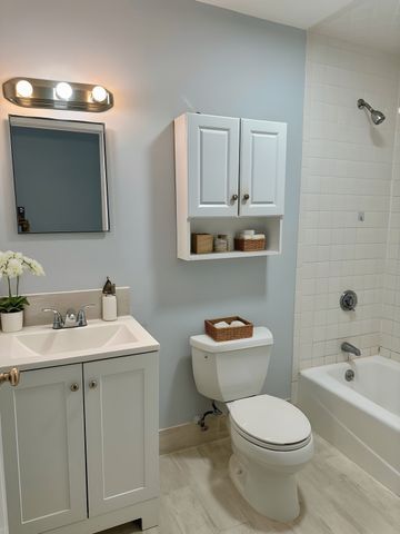 208 Saratoga Street 3, Boston, MA 02128