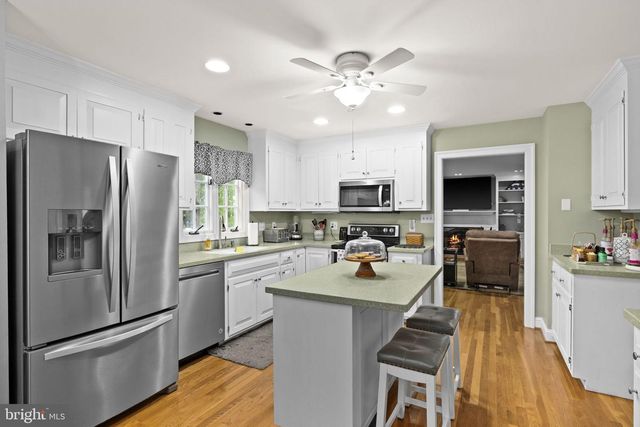 1942 BIBB STORE RD, Louisa, VA 23093