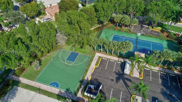 5133 Heron Place, Coconut Creek, FL 33073