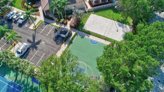 5133 Heron Place, Coconut Creek, FL 33073