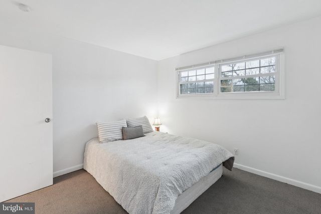 105 COUNTRY CLUB PL, Cherry Hill, NJ 08003