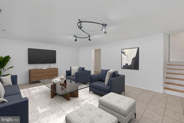 105 COUNTRY CLUB PL, Cherry Hill, NJ 08003