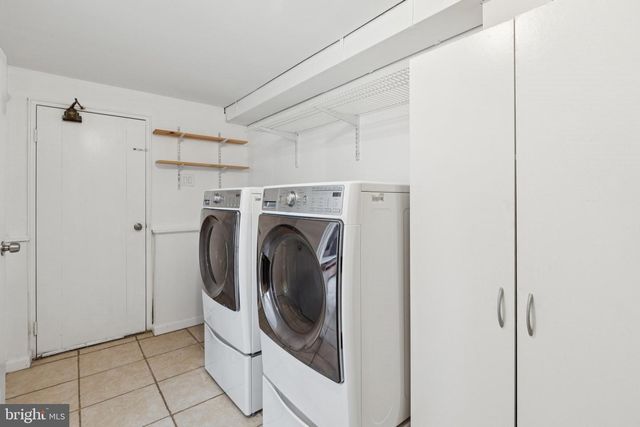 105 COUNTRY CLUB PL, Cherry Hill, NJ 08003