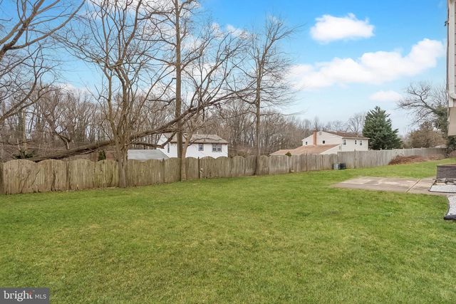 105 COUNTRY CLUB PL, Cherry Hill, NJ 08003