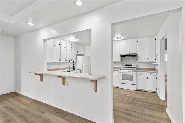 4127 Fern Valley Road, Phoenix, OR 97535