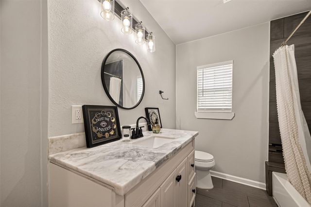3201 Binz Street, Houston, TX 77004