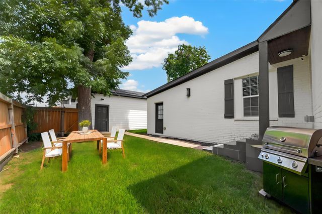 3201 Binz Street, Houston, TX 77004