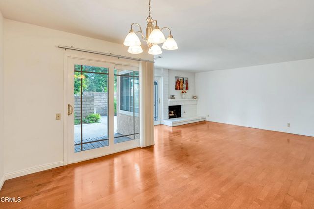 945 McHugh Court, Ventura, CA 93003