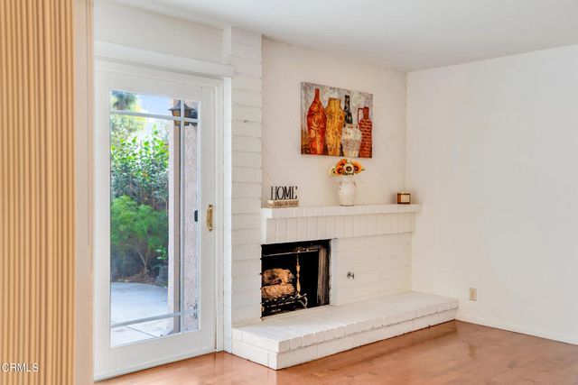 945 McHugh Court, Ventura, CA 93003