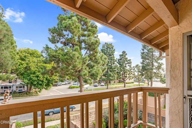 945 McHugh Court, Ventura, CA 93003