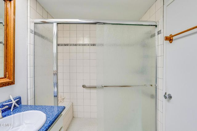 945 McHugh Court, Ventura, CA 93003