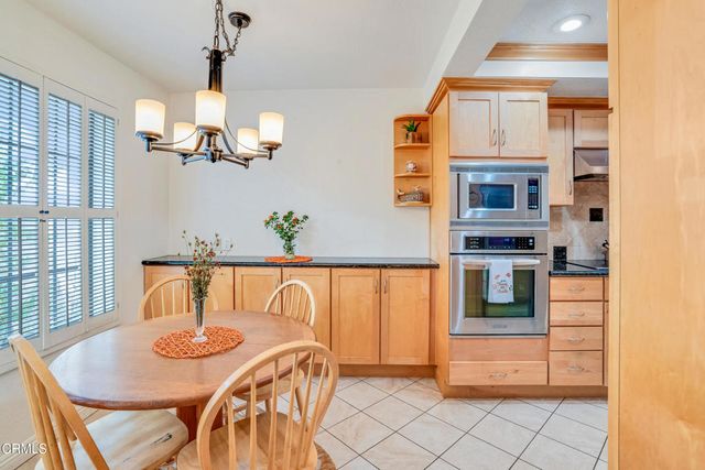 945 McHugh Court, Ventura, CA 93003