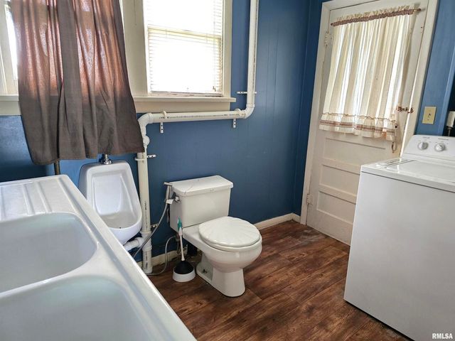 1201 E Noleman Street, Centralia, IL 62801