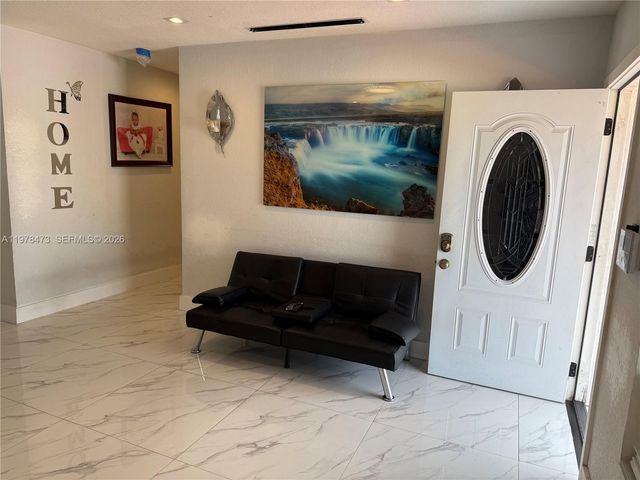 18501 NW 30th Ave, Miami Gardens, FL 33056