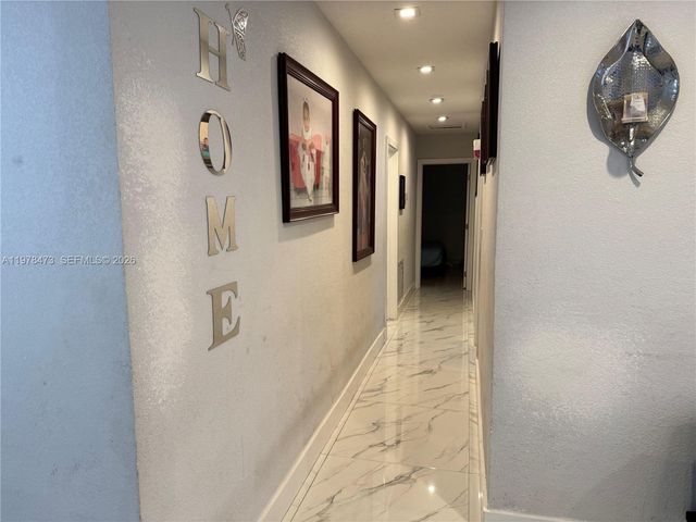 18501 NW 30th Ave, Miami Gardens, FL 33056