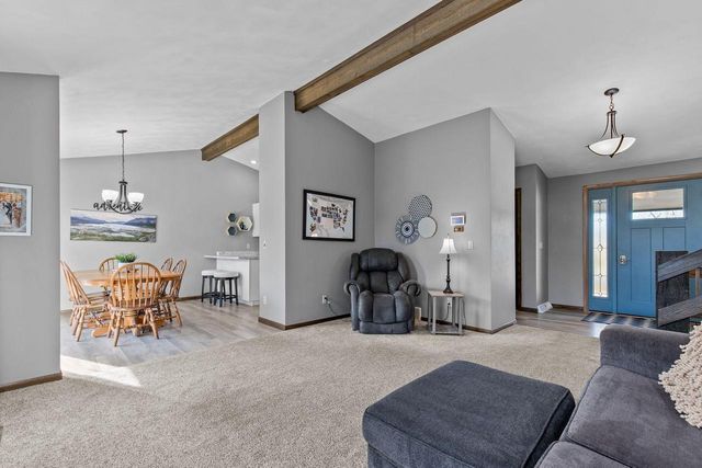 1000 GREENDALE STREET, Menasha, WI 54952