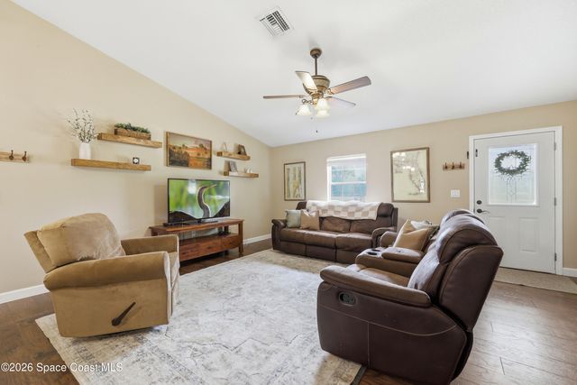 4055 Palm Avenue, Mims, FL 32754