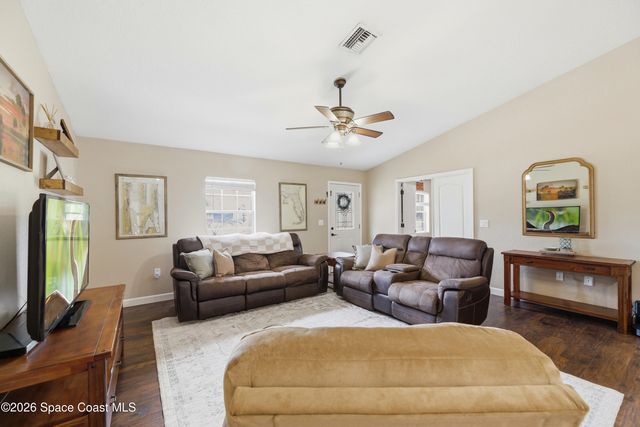 4055 Palm Avenue, Mims, FL 32754