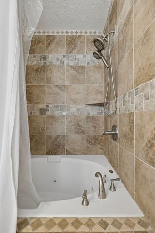 636 Shelley Dr, Mount Juliet, TN 37122