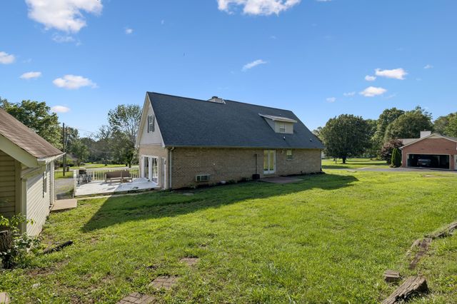 636 Shelley Dr, Mount Juliet, TN 37122