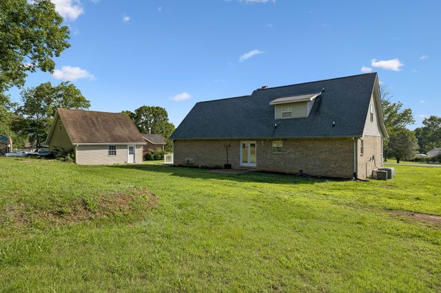 636 Shelley Dr, Mount Juliet, TN 37122