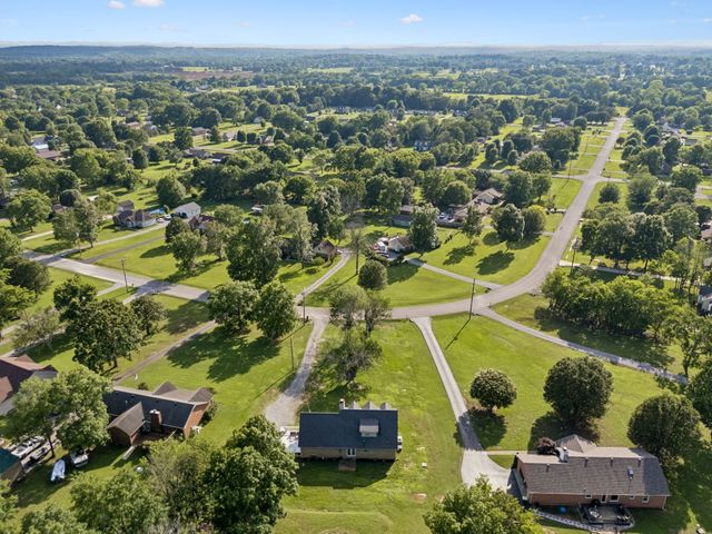 636 Shelley Dr, Mount Juliet, TN 37122