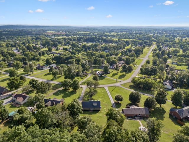 636 Shelley Dr, Mount Juliet, TN 37122
