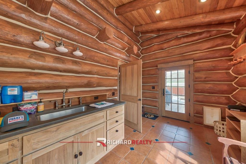 1727 Hwy 14 E, Shell, WY 82441 photo 21