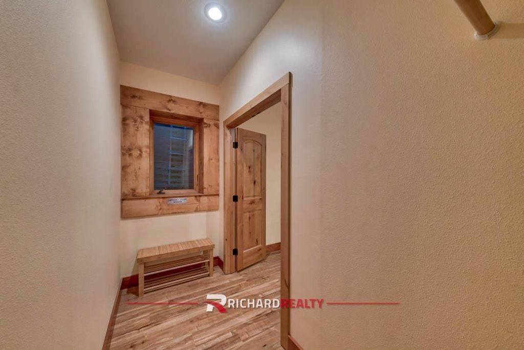 1727 Hwy 14 E, Shell, WY 82441 photo 38