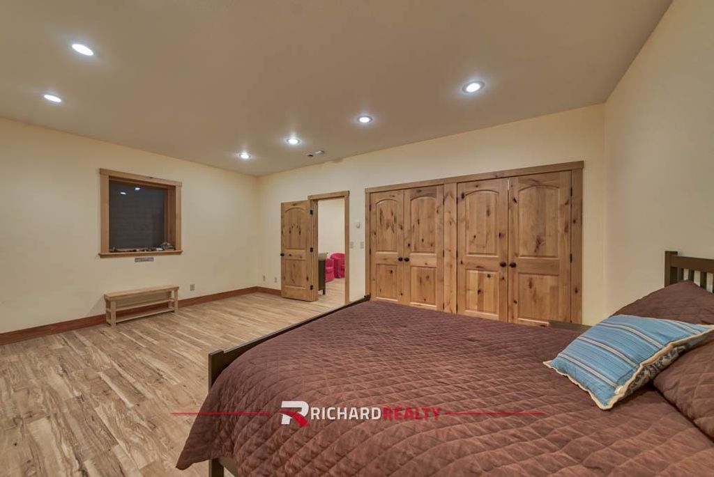 1727 Hwy 14 E, Shell, WY 82441 photo 42