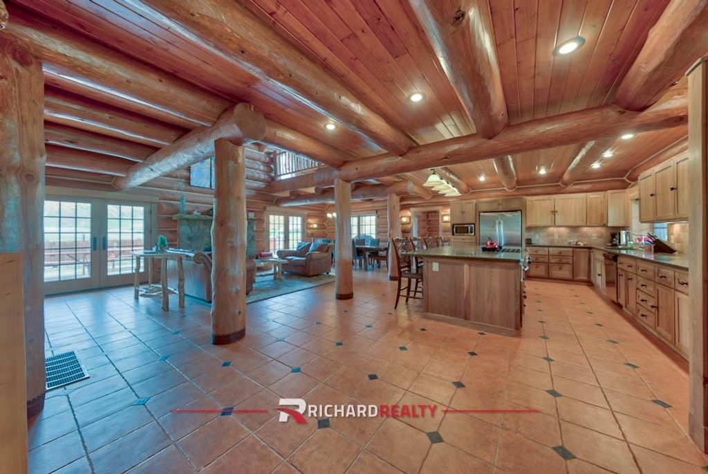 1727 Hwy 14 E, Shell, WY 82441 photo 7