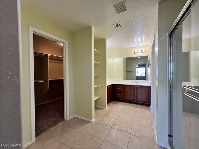 9174 Mackanos Avenue, Las Vegas, NV 89148