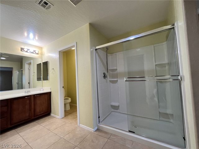 9174 Mackanos Avenue, Las Vegas, NV 89148