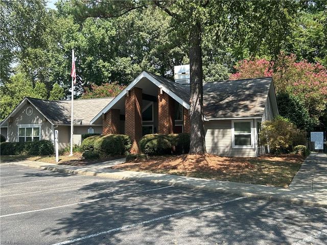 110 Stratford Dr Apt F, Williamsburg, VA 23185