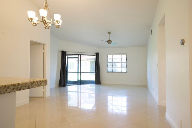 8989 W Sunrise Boulevard, Plantation, FL 33322