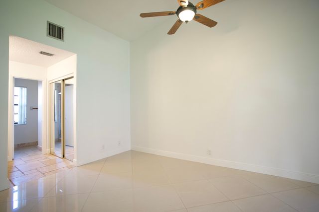 8989 W Sunrise Boulevard, Plantation, FL 33322