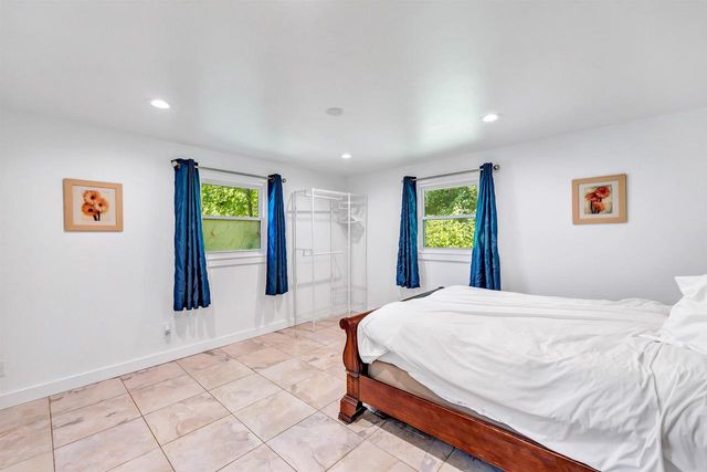 1014 LAVERNE DRIVE, Green Bay, WI 54311