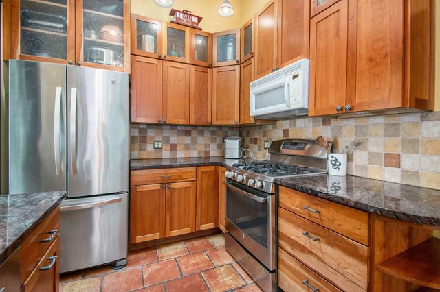 808 Waverly Road, Chesterton, IN 46304