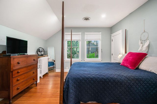 808 Waverly Road, Chesterton, IN 46304