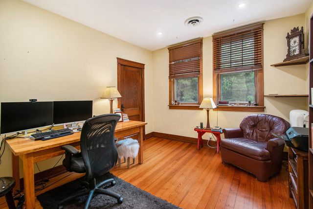 808 Waverly Road, Chesterton, IN 46304