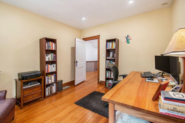 808 Waverly Road, Chesterton, IN 46304