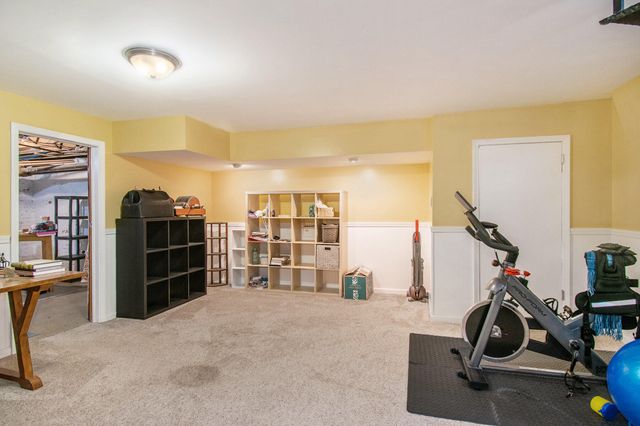 808 Waverly Road, Chesterton, IN 46304